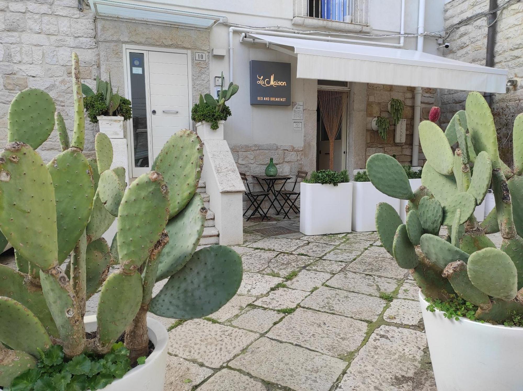 La Maison Trani Buitenkant foto